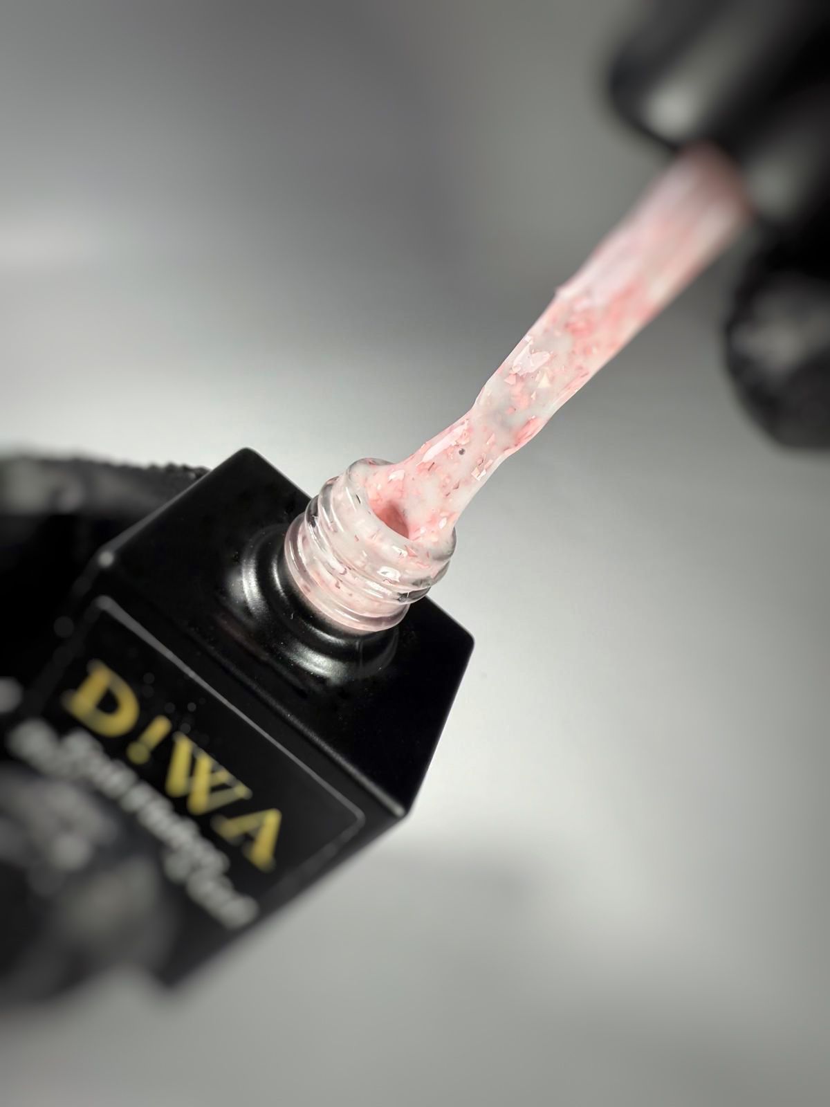 RUBBER BASE FOIL FLAKES 04